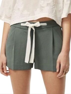 Wilfred Aritzia Exergue Pleated Shorts Sage Size 00